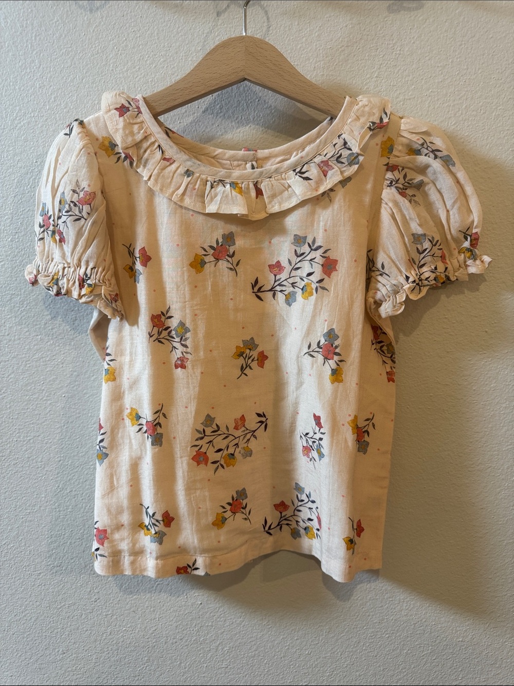 NWT 8Y Lali Bougainvillea Print Pale Pink Sunflower Top!